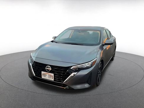 Used 2025 Nissan Sentra SV FWD image 7