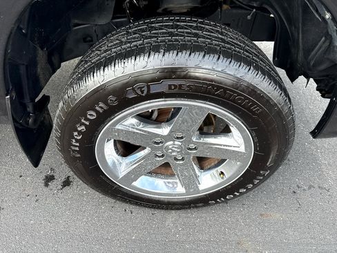 Used 2018 RAM 1500 Express w/ Express Value Package image 23