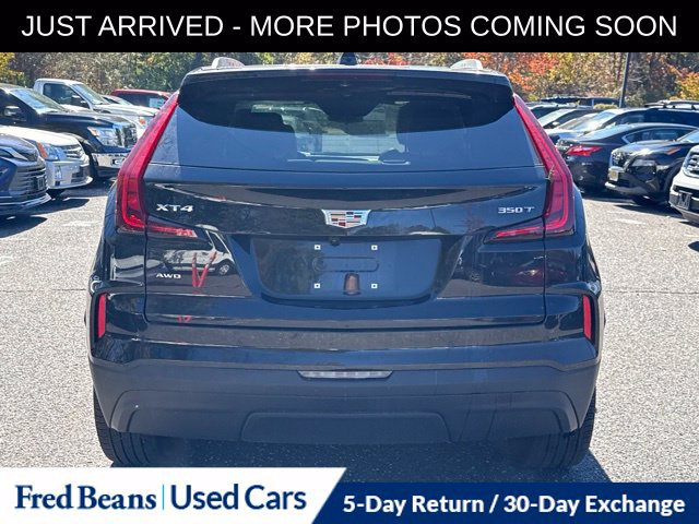 Used 2024 Cadillac XT4 Luxury w/ Cold Weather Package AWD/4WD image 7