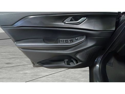 Used 2023 Jeep Grand Cherokee L Laredo w/ Luxury Tech Group I image 9