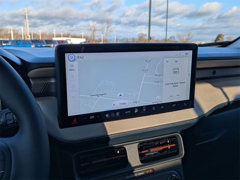 New 2026 Ford Maverick Lariat w/ 4K Tow Package image 15