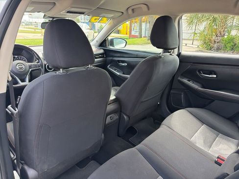 Used 2024 Nissan Sentra SR FWD image 12