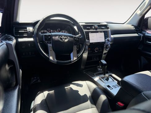 Used 2022 Toyota 4Runner TRD Sport w/ Technology Package AWD/4WD image 15