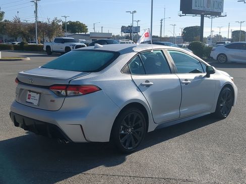 Used 2023 Toyota Corolla SE image 13