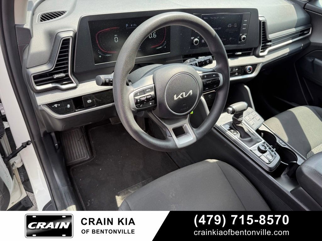 Certified 2024 Kia Sportage LX FWD image 9