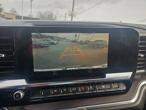 Used 2025 GMC Sierra 1500 SLT image 25