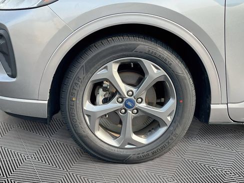 Used 2023 Ford Escape ST-Line FWD image 11