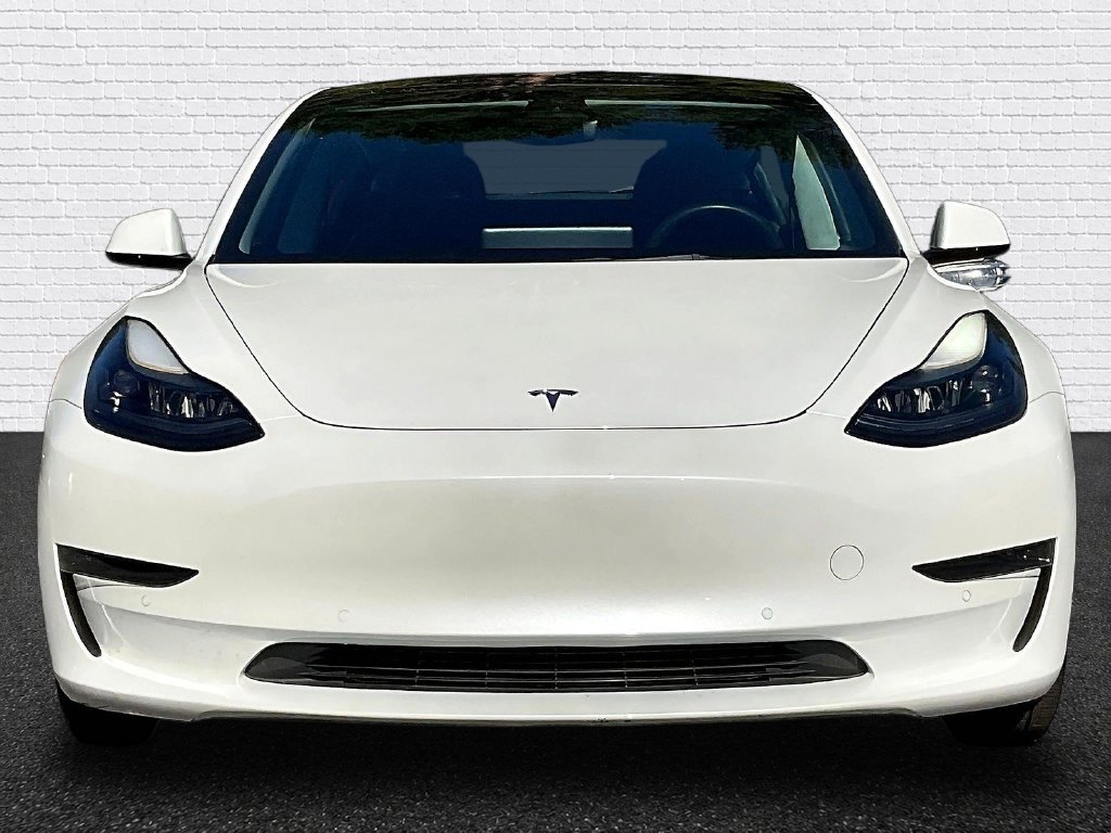 Used 2022 Tesla Model 3 Standard Range RWD image 2