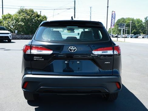 Used 2024 Toyota Corolla Cross L AWD/4WD image 7