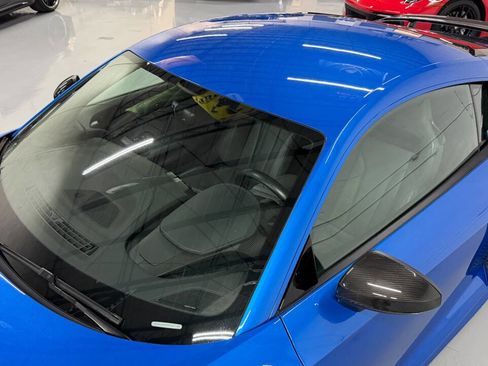 Used 2017 Audi R8 V10 plus w/ Full Leather Package image 34