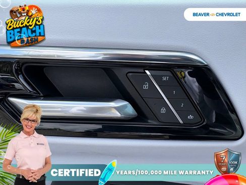 Used 2026 Chevrolet Suburban Premier w/ Sun And Tow Package RWD image 30