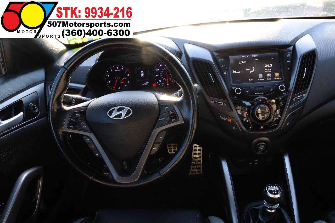 Used 2016 Hyundai Veloster Turbo w/ Option Group 04 FWD image 21