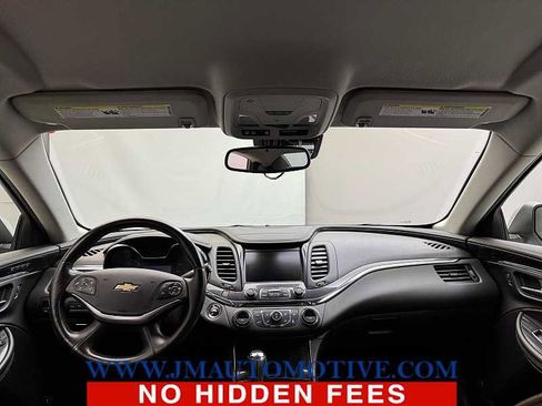 Used 2016 Chevrolet Impala LTZ w/ Enhanced Convenience Package image 11