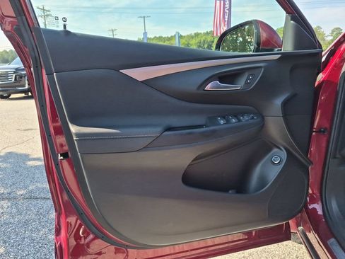 Used 2024 Buick Envista Avenir FWD image 34