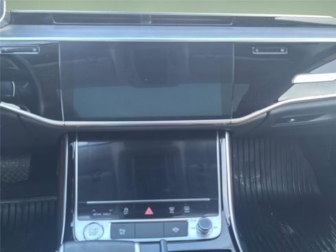 Used 2020 Audi A8 L 3.0T w/ Executive Package image 19