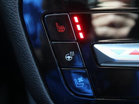 Used 2022 Ford Explorer Limited image 40