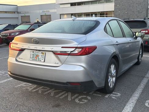 Used 2025 Toyota Camry LE FWD image 8