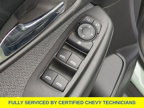 Used 2025 Chevrolet TrailBlazer LT AWD/4WD image 21