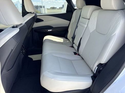Certified 2023 Lexus RX 350 Premium w/ Accessory Package (Z1) FWD image 23
