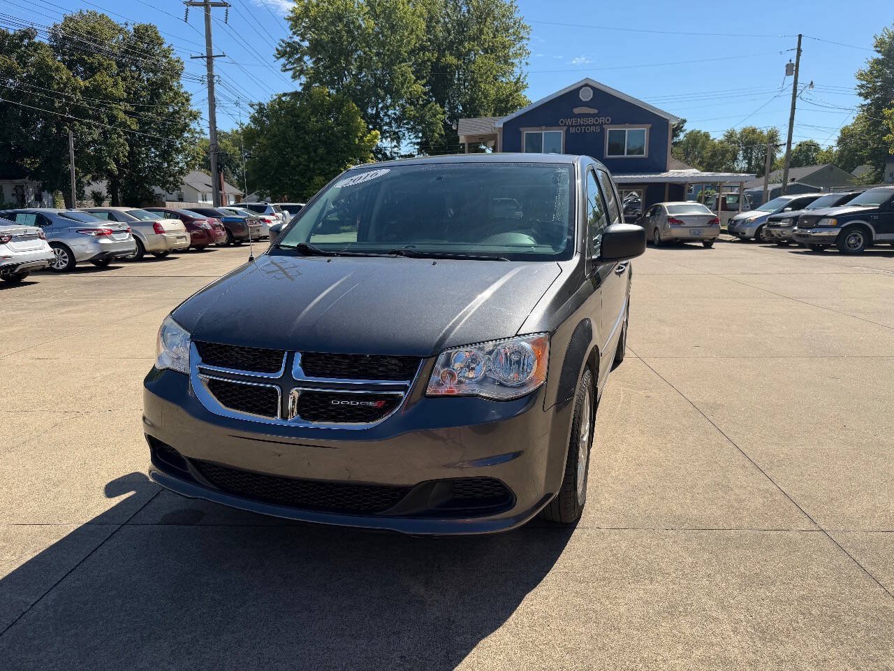 Used 2016 Dodge Grand Caravan SE w/ Quick Order Package 29E SE FWD image 1