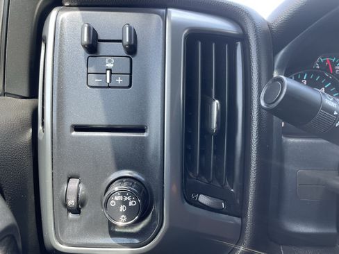 Used 2016 Chevrolet Silverado 1500 LT w/ Texas Edition RWD image 28