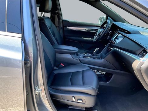 Used 2020 Cadillac XT5 Luxury FWD image 8