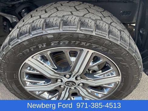 Used 2023 Toyota Tundra Capstone AWD/4WD image 13