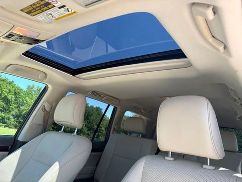 Used 2014 Lexus GX 460 Luxury AWD/4WD image 19