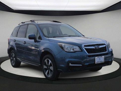 Used 2017 Subaru Forester 2.5i Premium w/ All-Weather Package image 2