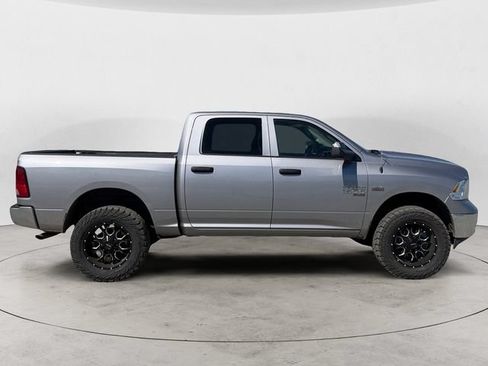 Used 2023 RAM 1500 Classic SLT AWD/4WD image 6