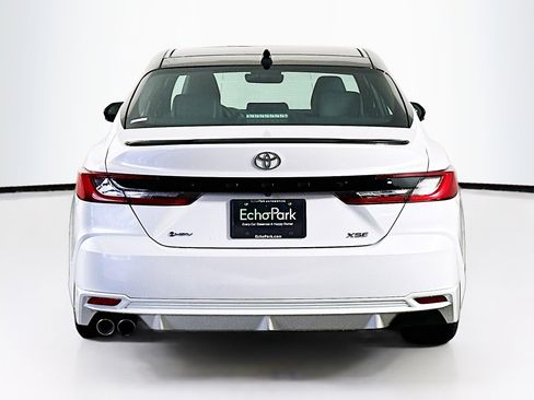 Used 2025 Toyota Camry XSE image 7