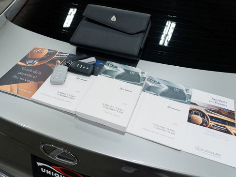 Used 2018 Lexus IS 300 AWD image 45