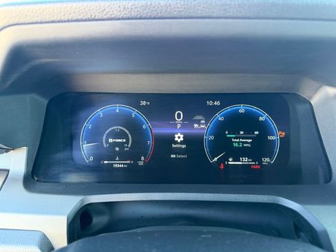 Used 2024 Toyota Tacoma TRD Off-Road w/ TRD Off Road Premium Package image 18