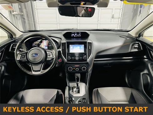 Used 2023 Subaru Crosstrek 2.0i Premium image 4