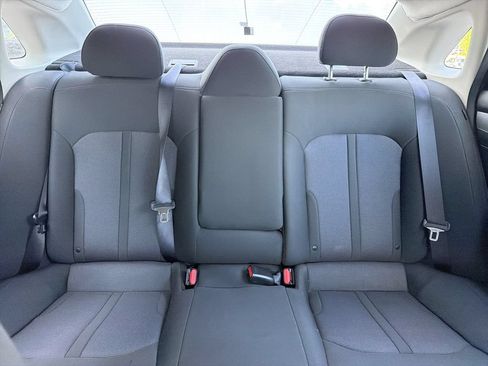 Used 2022 Kia K5 LXS FWD image 28