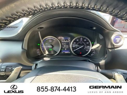 Used 2018 Lexus NX 300h AWD w/ Luxury Package image 16