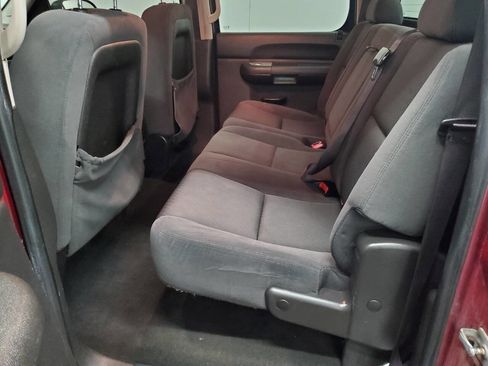 Used 2007 Chevrolet Silverado 1500 LT w/ Safety Package image 12