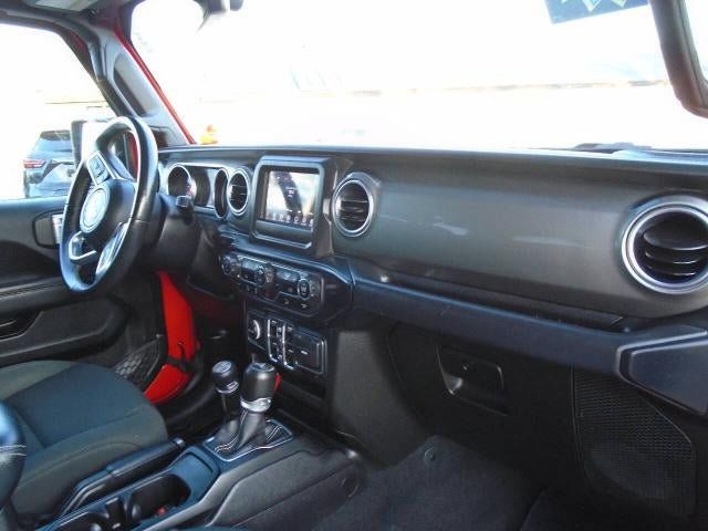Used 2019 Jeep Wrangler Unlimited Sahara AWD/4WD image 21