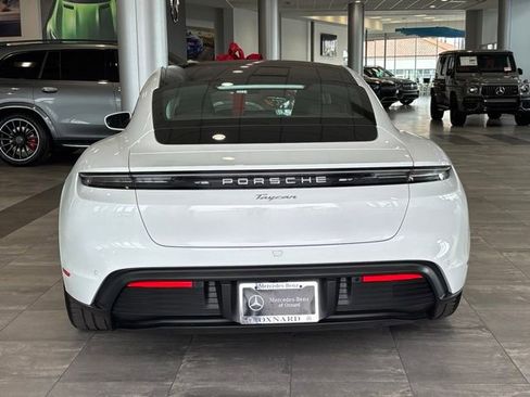 Used 2025 Porsche Taycan image 4
