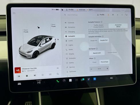 Used 2021 Tesla Model Y Performance image 25