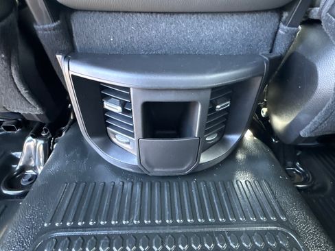 New 2026 RAM 2500 Tradesman w/ Chrome Appearance Group AWD/4WD image 23