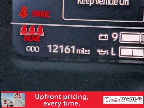 Used 2025 Toyota Tundra Platinum AWD/4WD image 18