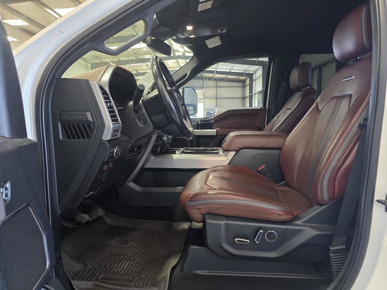 Used 2021 Ford F250 Platinum AWD/4WD image 11