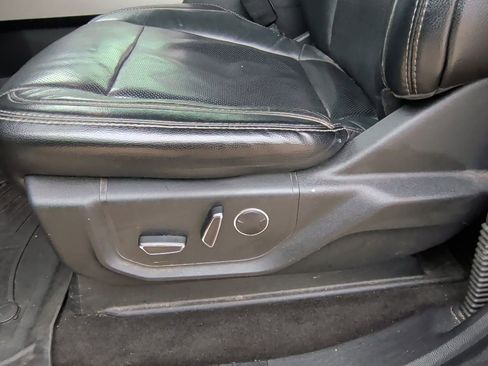 Used 2017 Ford F350 Lariat w/ Chrome Package image 13