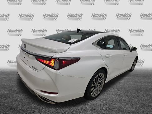 Used 2024 Lexus ES 350 Ultra Luxury image 5