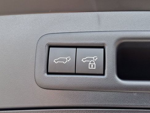 Used 2026 Lexus UX 300h AWD w/ Accessory Package (Z1) image 29