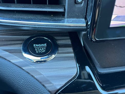 Used 2023 Ford Explorer Limited w/ Equipment Group 301A image 37