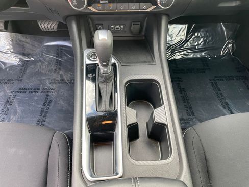 Used 2024 Nissan Sentra SV image 40