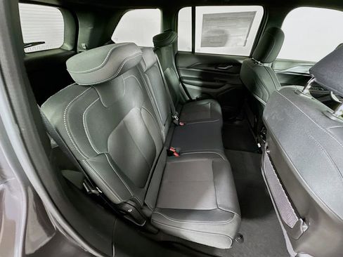 New 2026 Jeep Grand Cherokee Laredo X AWD/4WD image 35