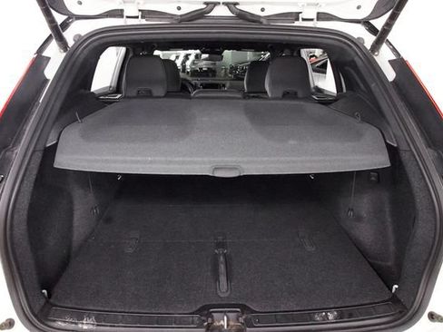 Certified 2023 Volvo XC40 Recharge Plus AWD/4WD image 21